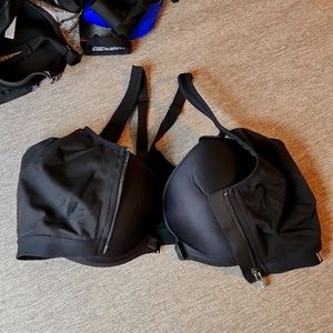 VS Knockout Sports Bra